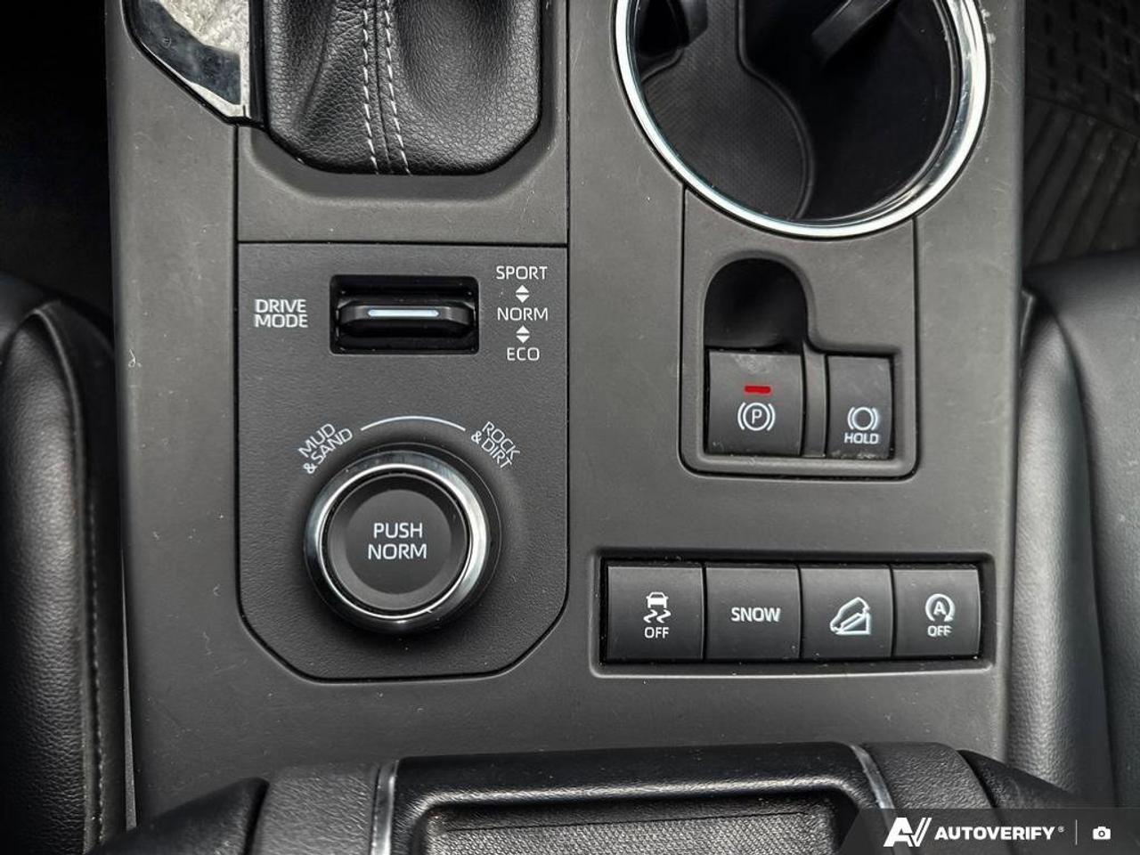 2022 Toyota Highlander XSE Photo