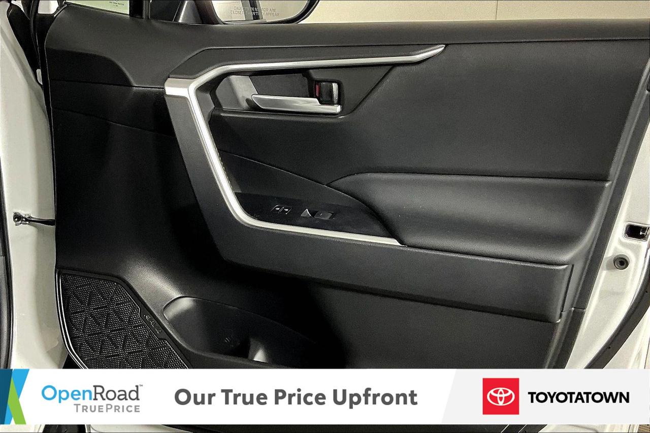 2023 Toyota RAV4 Hybrid XLE PREMIUM! CERTIFIED PRE OWNED! ELIGIBLE FOR OPE Photo