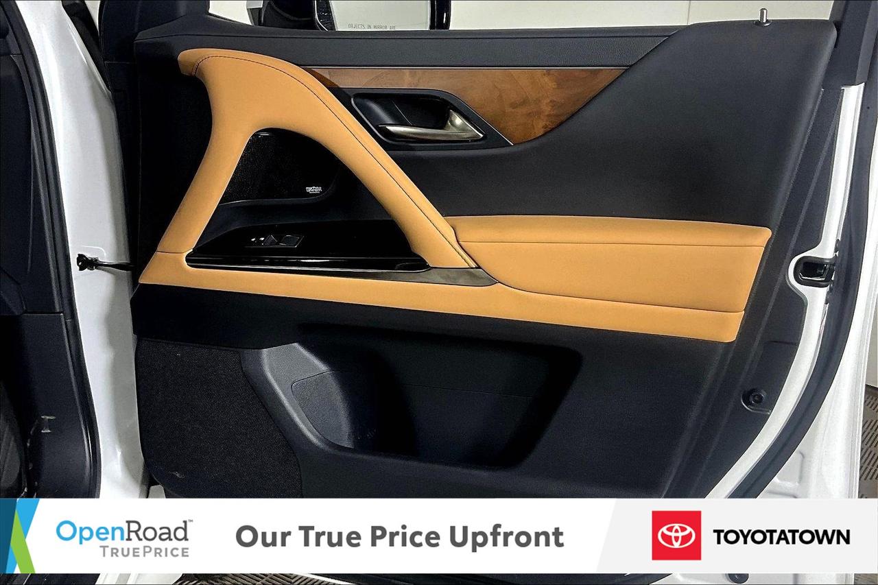 2023 Lexus LX 600 LUXURY PACKAGE! ACCIDENT FREE! ELIGIBLE FOR OPEN R Photo