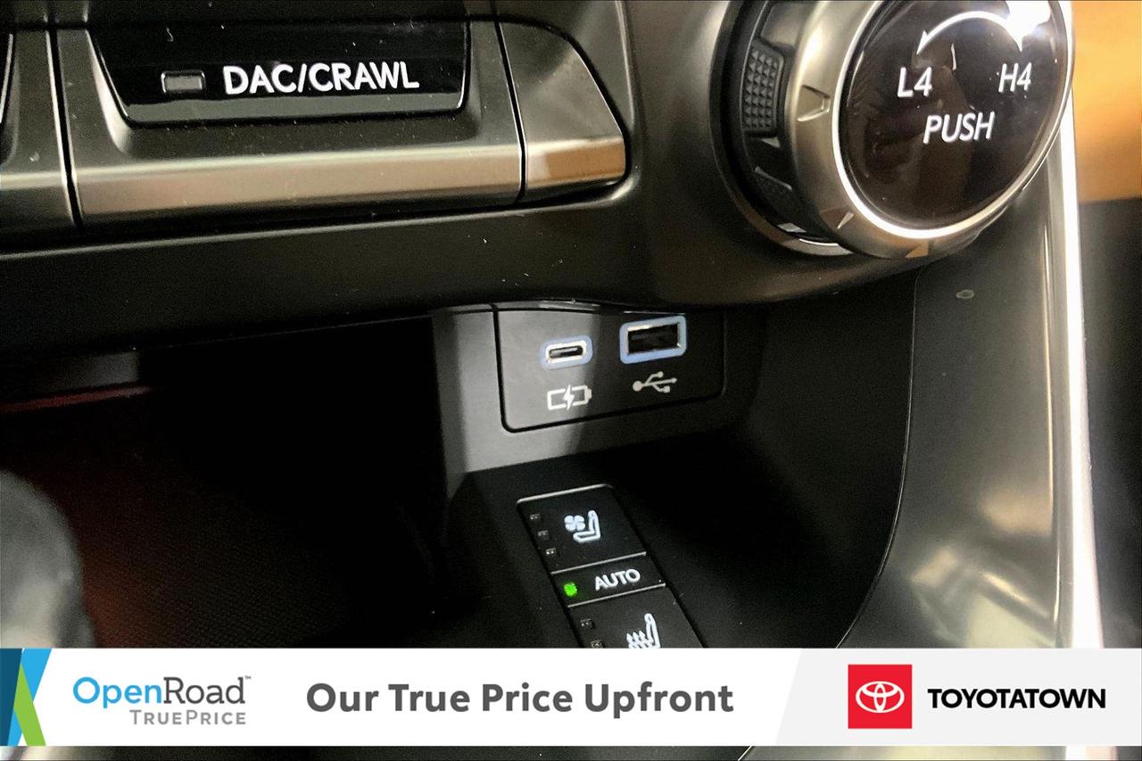 2023 Lexus LX 600 LUXURY PACKAGE! ACCIDENT FREE! ELIGIBLE FOR OPEN R Photo