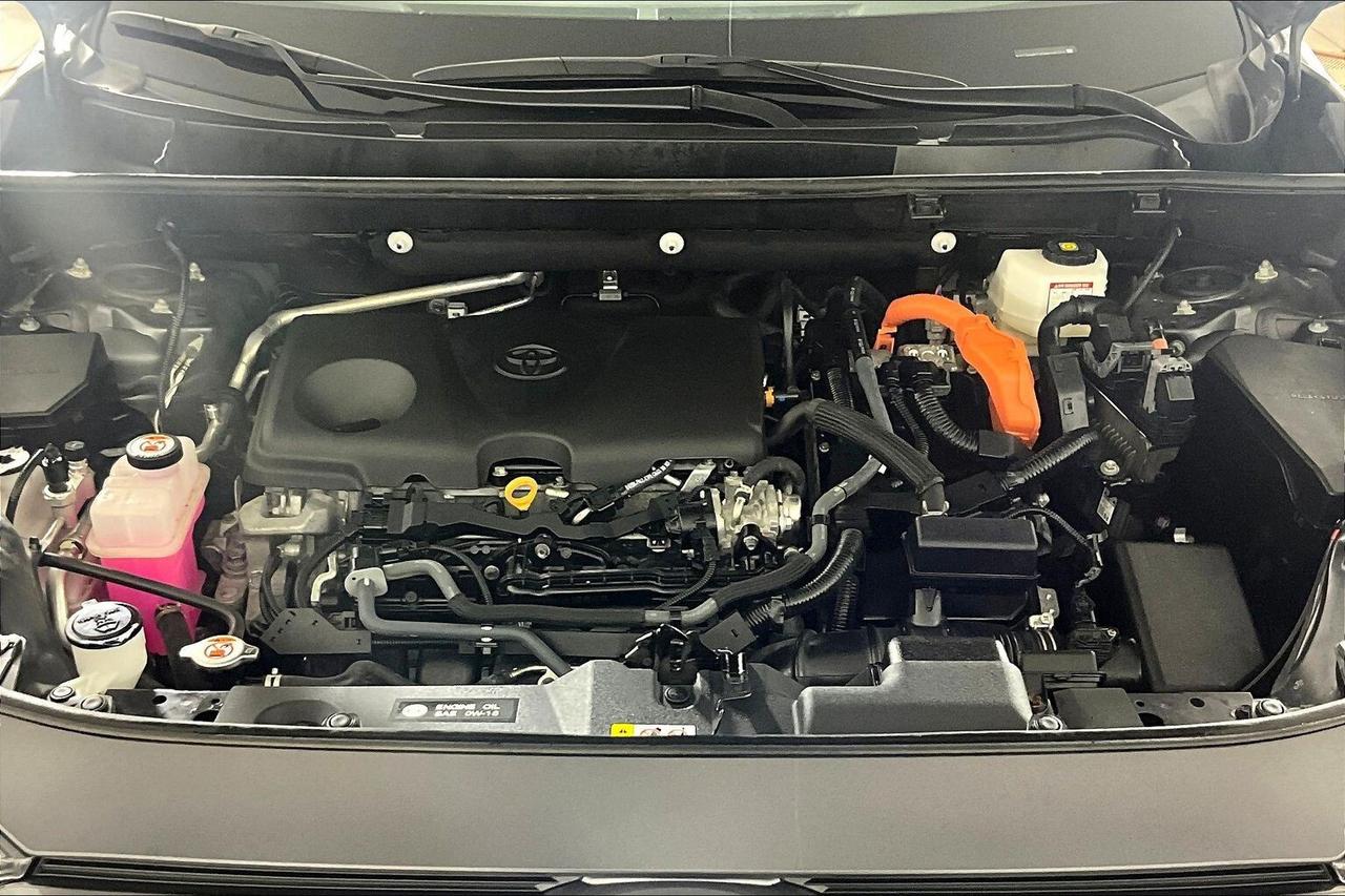 2022 Toyota RAV4 Hybrid SE AWD Photo