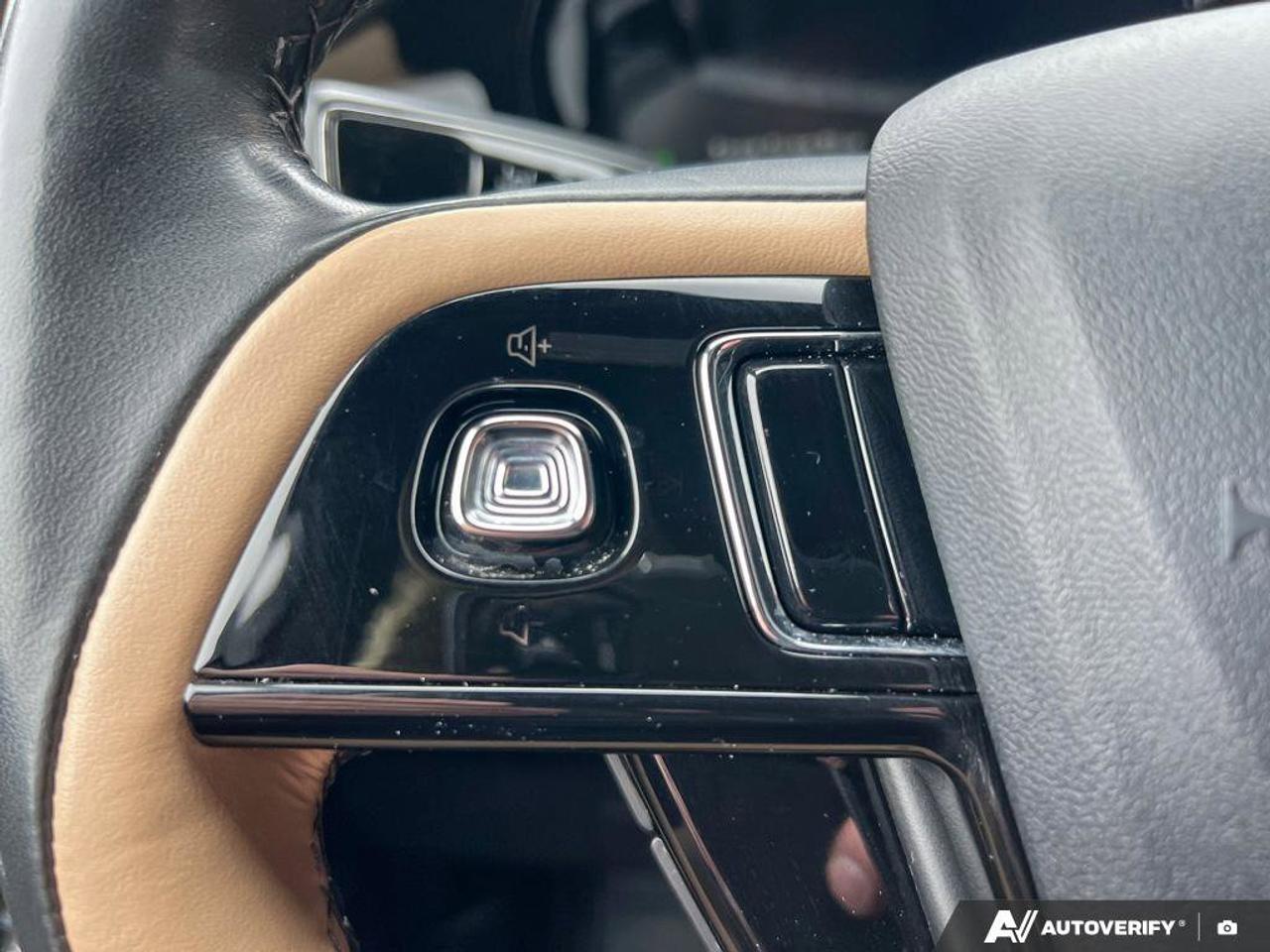 2022 Lincoln Corsair Reserve   HTD STEER WHEEL   LTHR   ONE OWNER Photo