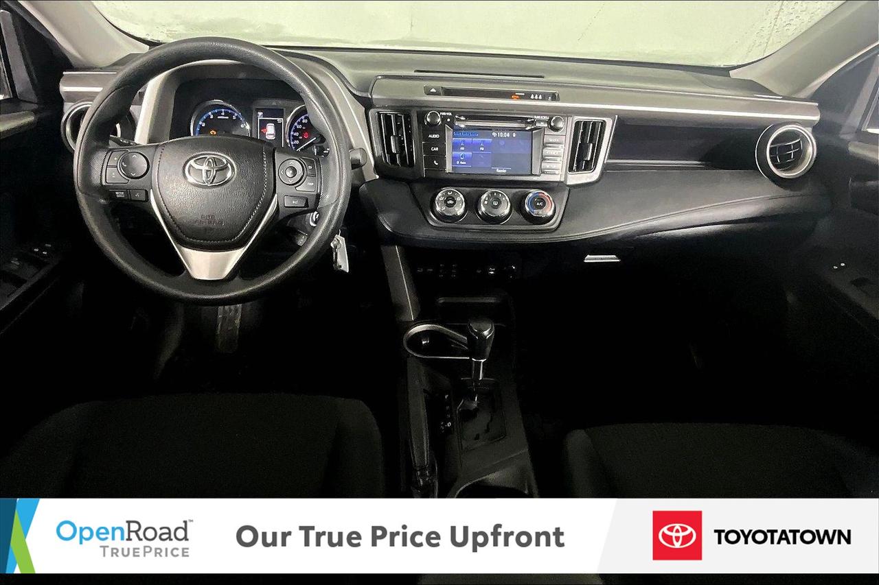 2018 Toyota RAV4 LE! LOADED! LOW MILEAGE! Photo