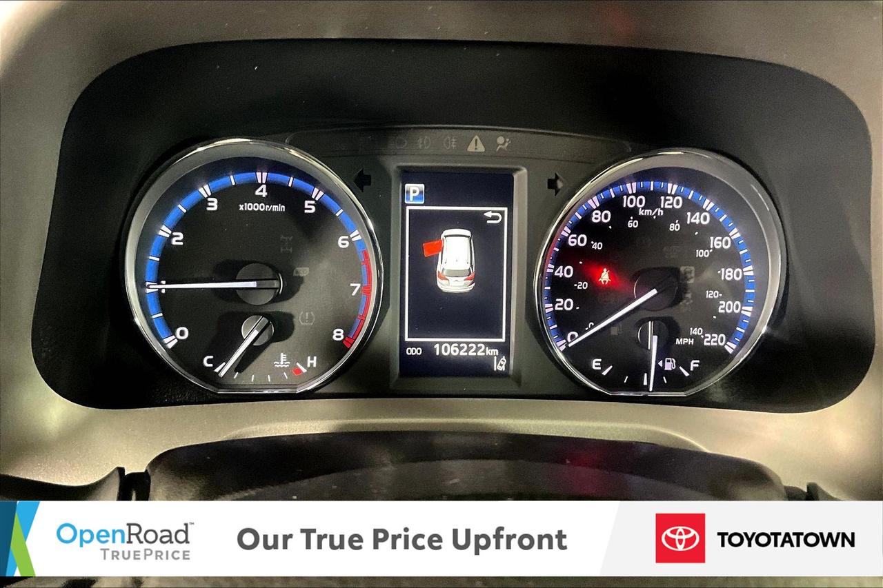 2018 Toyota RAV4 LE! LOADED! LOW MILEAGE! Photo