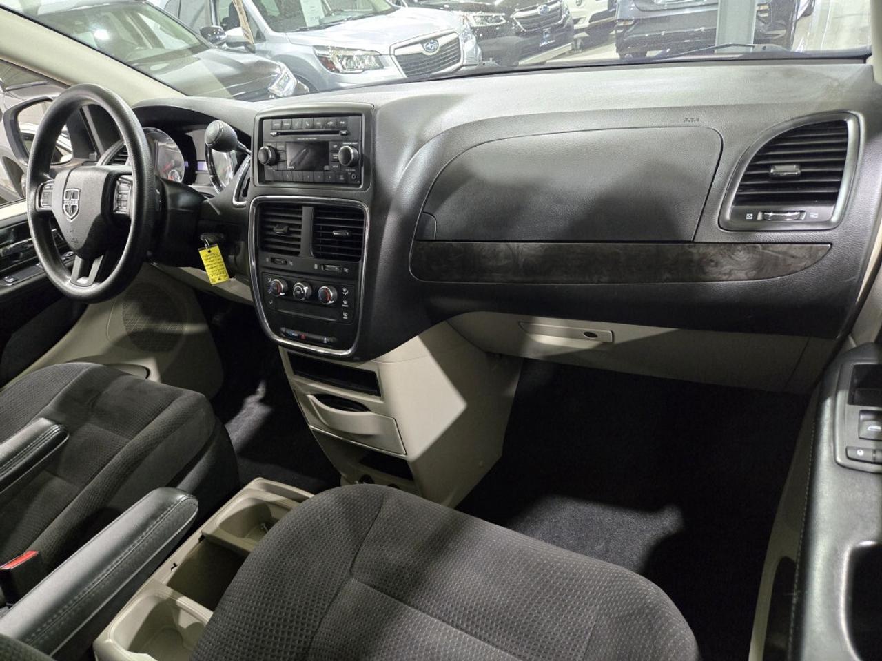 2019 Dodge Grand Caravan SXT STOW N GO NO ACCIDENT 7 PASSENGER Backup Camer Photo