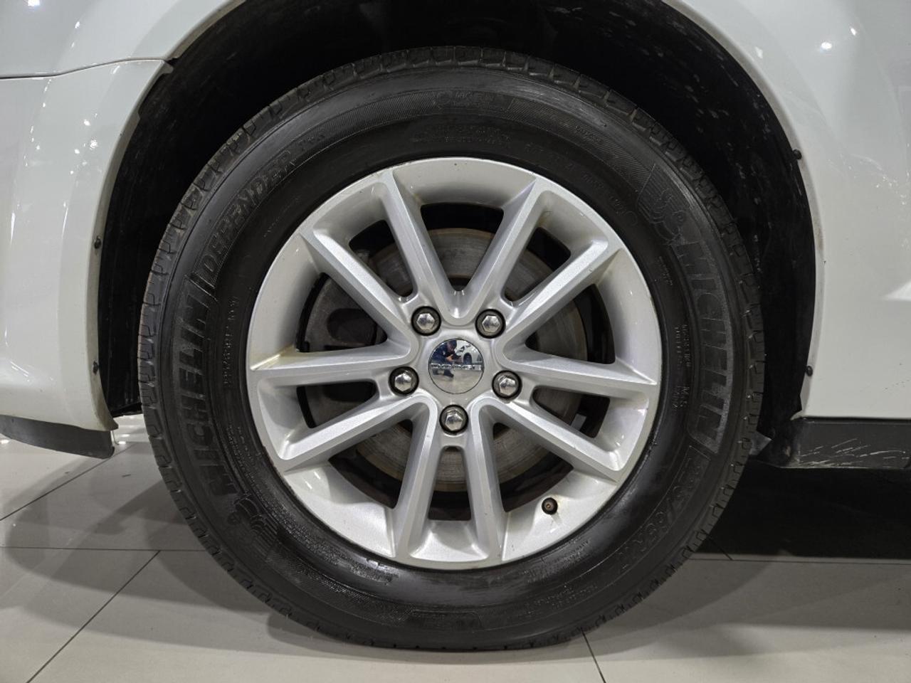 2019 Dodge Grand Caravan SXT STOW N GO NO ACCIDENT 7 PASSENGER Backup Camer Photo