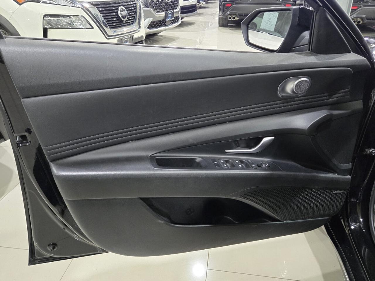 2022 Hyundai Elantra Ultimate Tech IVT No Accident Leather & Sunroof Re Photo