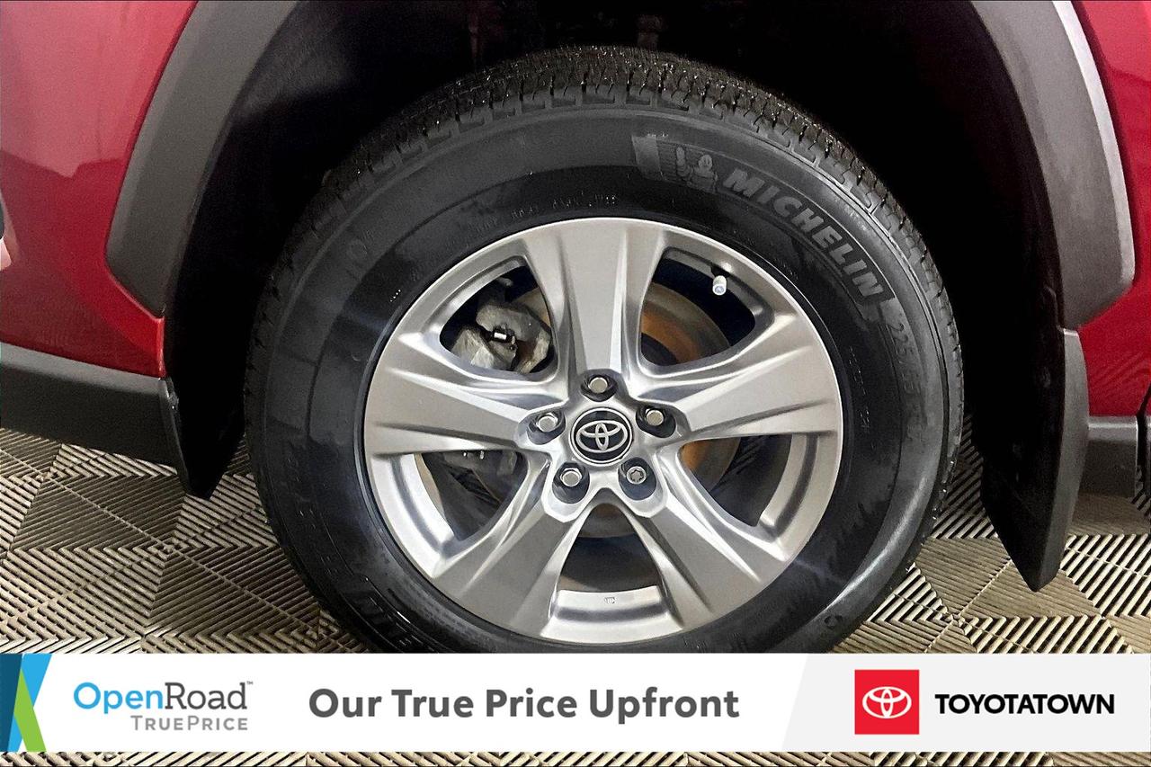 2022 Toyota RAV4 Hybrid XLE! CERTIFIED PRE OWNED! ACCIDENT FREE! ELIGIBLE Photo