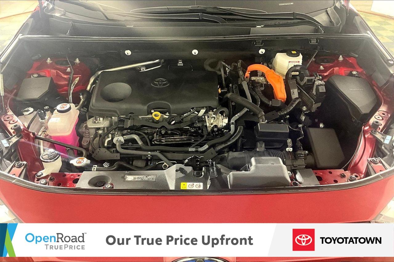 2022 Toyota RAV4 Hybrid XLE! CERTIFIED PRE OWNED! ACCIDENT FREE! ELIGIBLE Photo