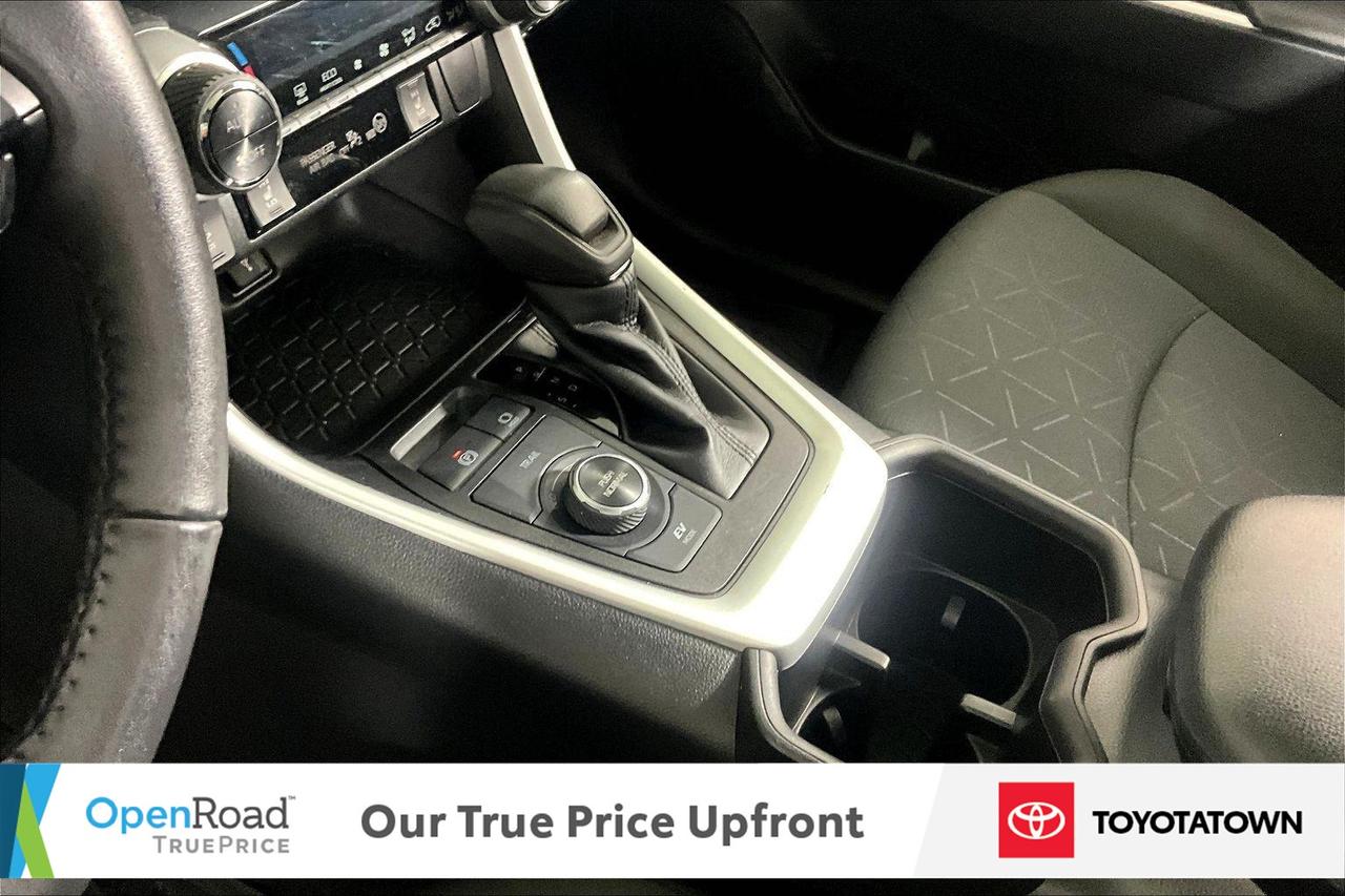 2022 Toyota RAV4 Hybrid XLE! CERTIFIED PRE OWNED! ACCIDENT FREE! ELIGIBLE Photo