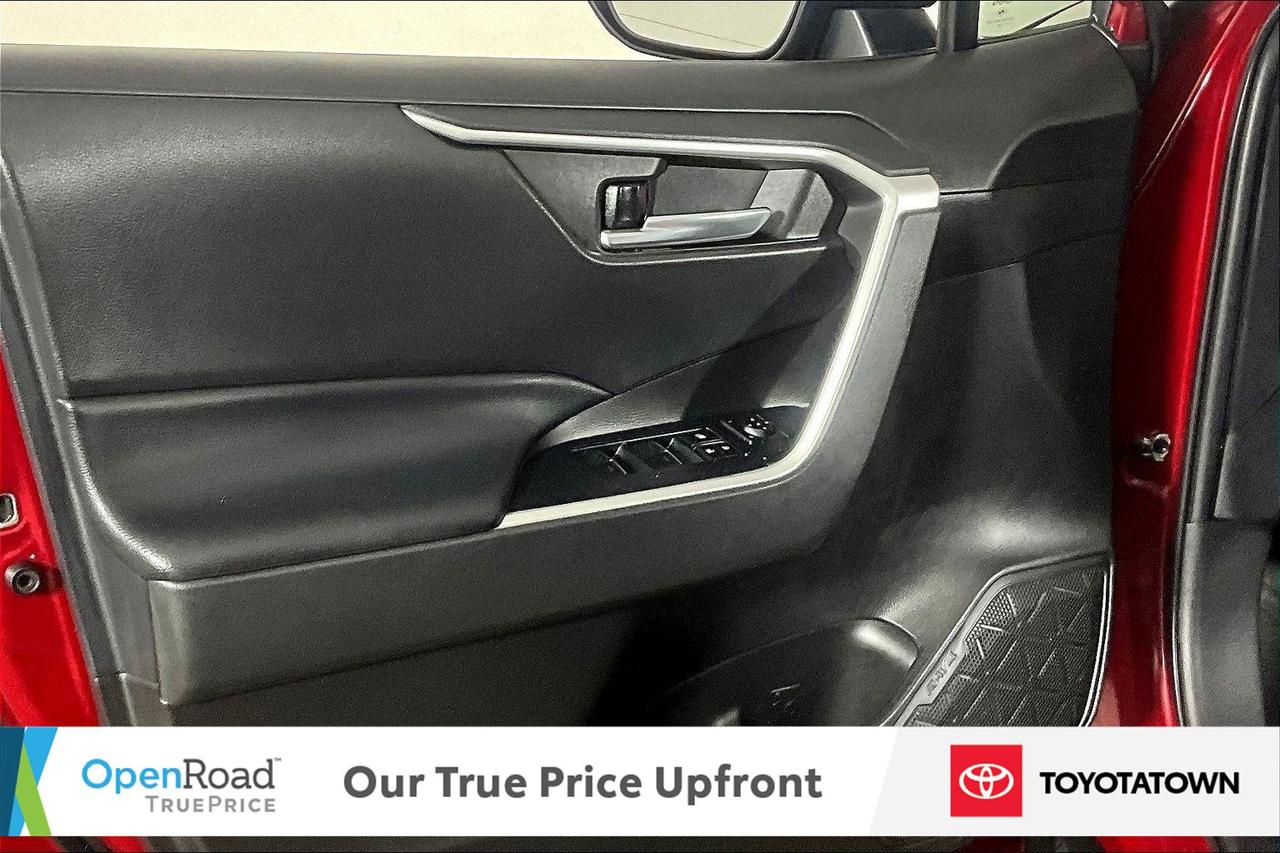 2022 Toyota RAV4 Hybrid XLE! CERTIFIED PRE OWNED! ACCIDENT FREE! ELIGIBLE Photo
