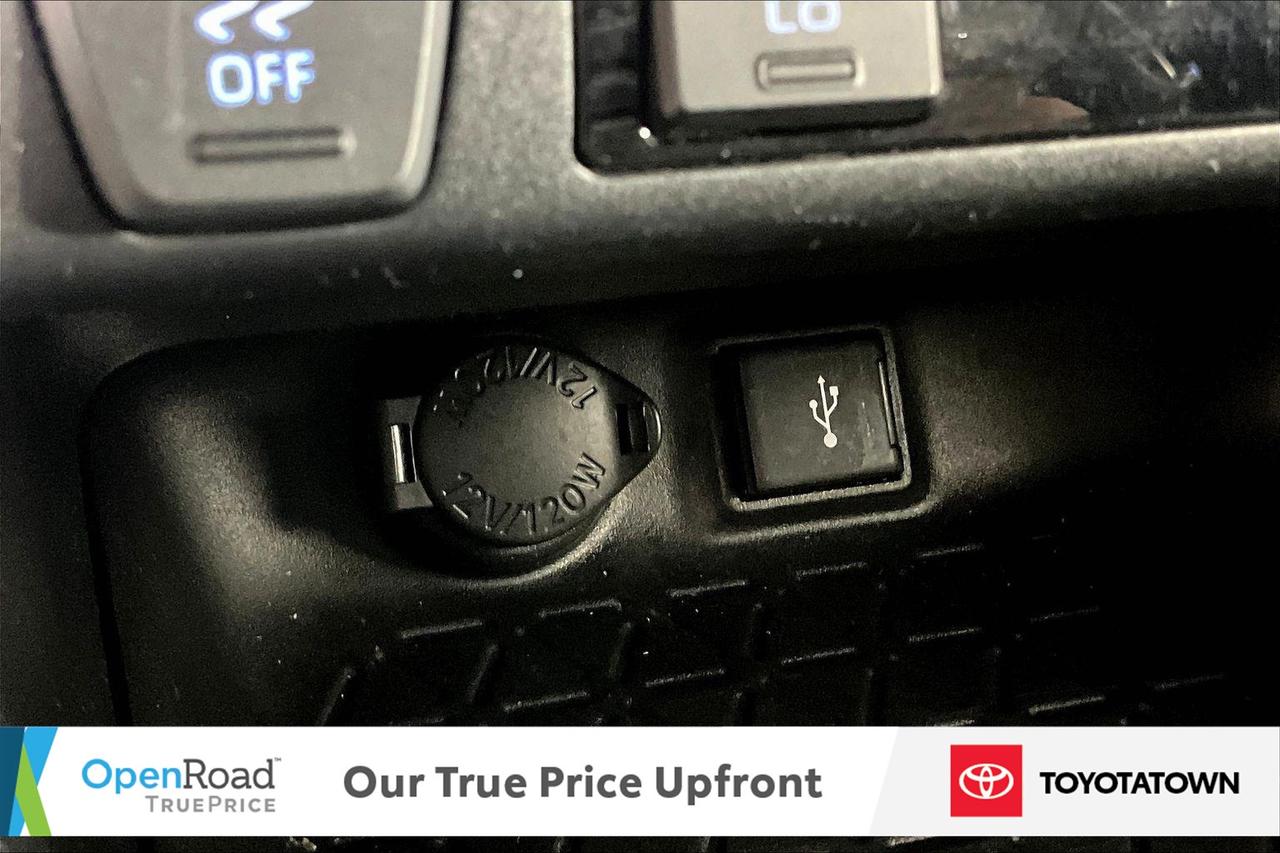 2022 Toyota RAV4 Hybrid XLE! CERTIFIED PRE OWNED! ACCIDENT FREE! ELIGIBLE Photo