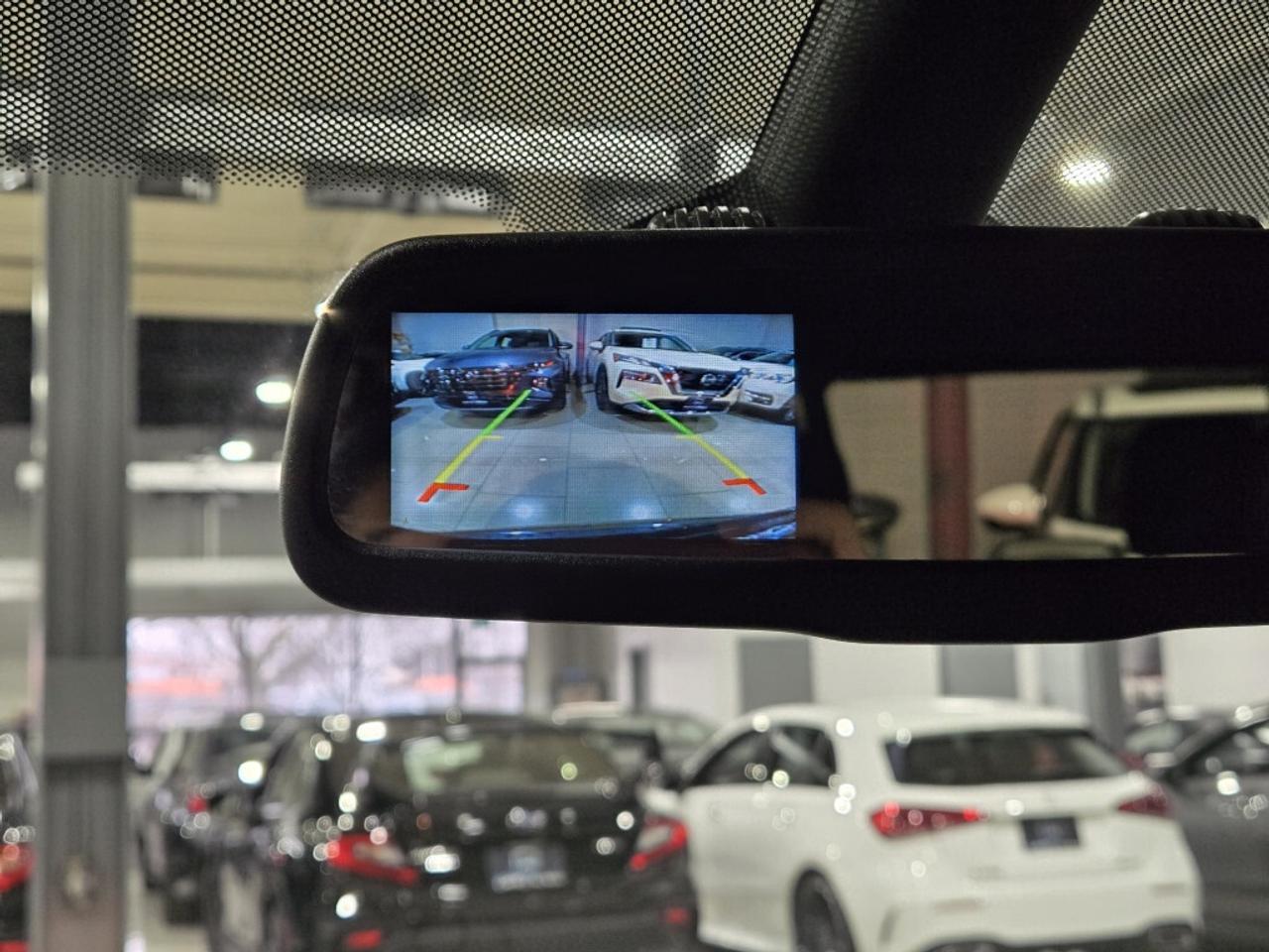 2019 Dodge Grand Caravan SXT Premium Plus NAVIGATION & BACKUP CAMERA NO Acc Photo
