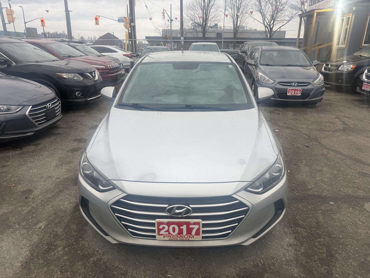 2017 Hyundai Elantra *** 3 YEAR WARRANTY INCLUDED *** Photo