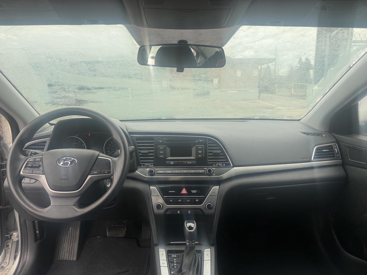 2017 Hyundai Elantra *** 3 YEAR WARRANTY INCLUDED *** Photo