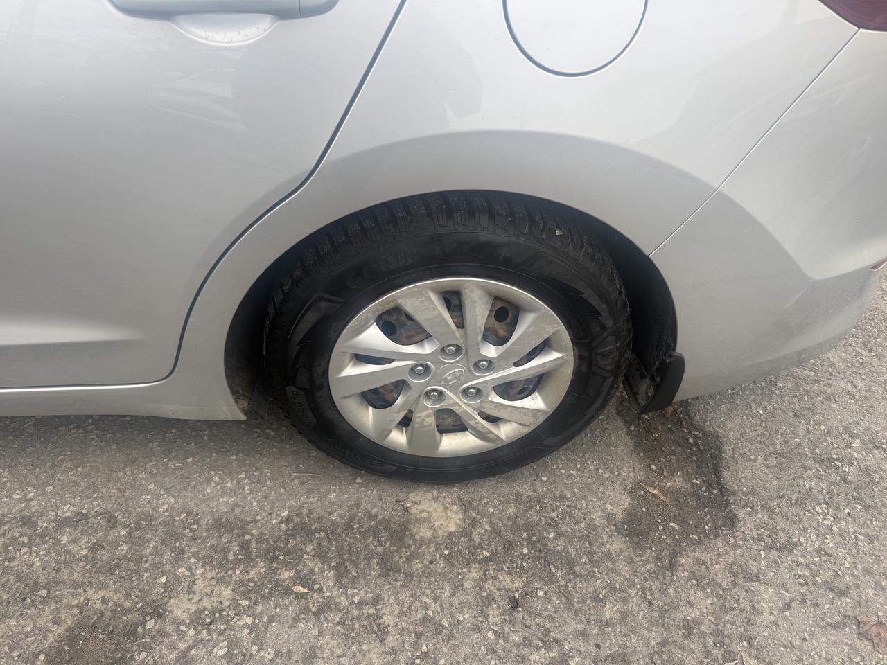 2017 Hyundai Elantra *** 3 YEAR WARRANTY INCLUDED *** Photo