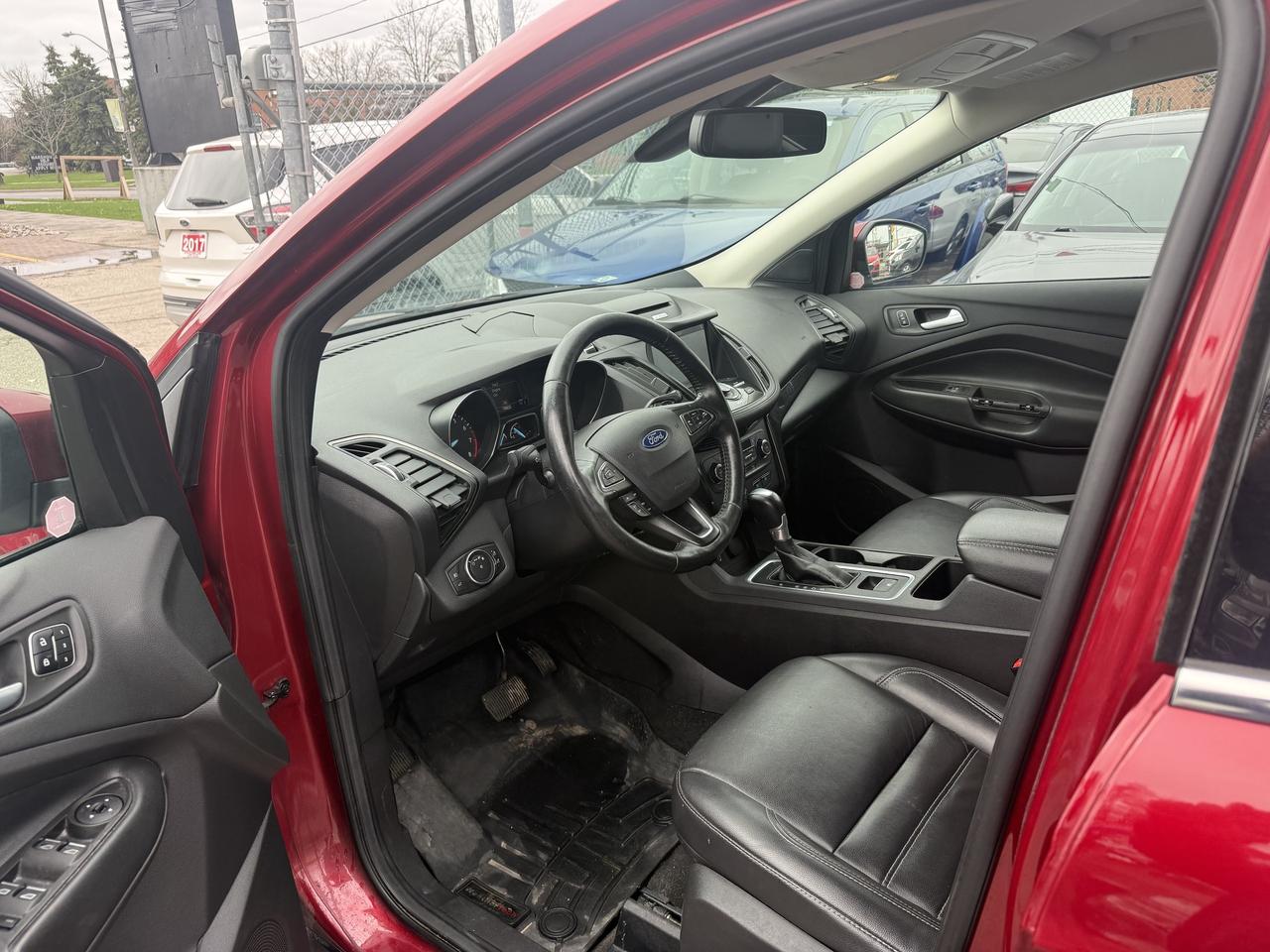 2017 Ford Escape *** 3 YEAR WARRANTY INCLUDED *** Photo