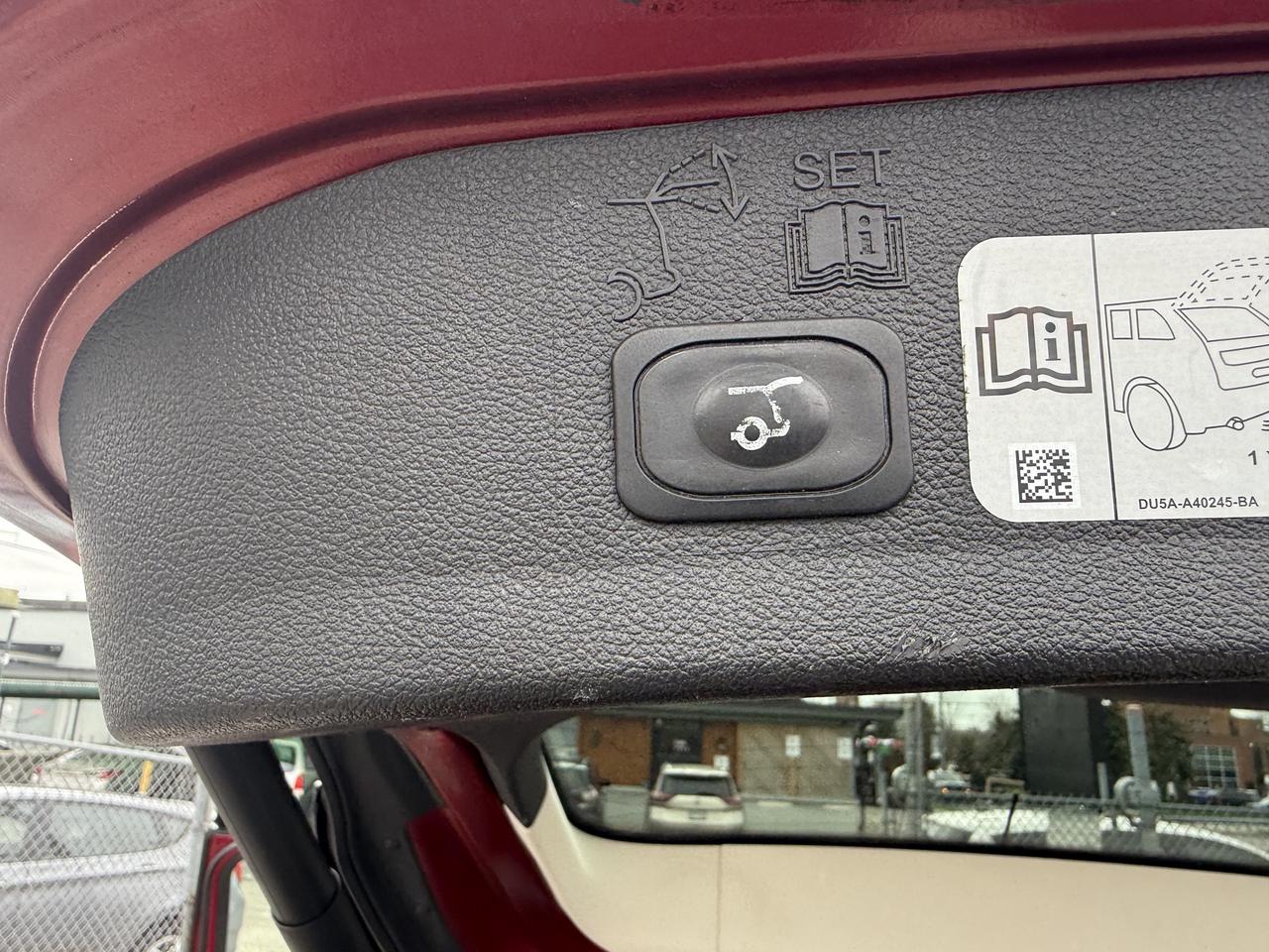 2017 Ford Escape *** 3 YEAR WARRANTY INCLUDED *** Photo