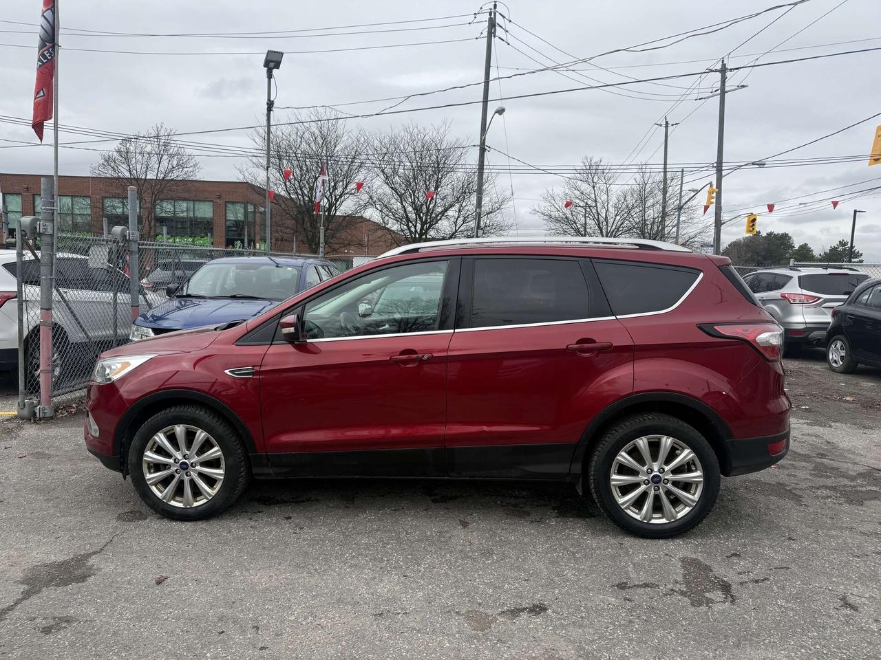 2017 Ford Escape *** 3 YEAR WARRANTY INCLUDED *** Photo2