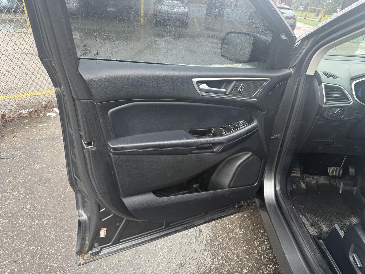 2018 Ford Edge *** 3 YEAR WARRANTY INCLUDED *** Photo