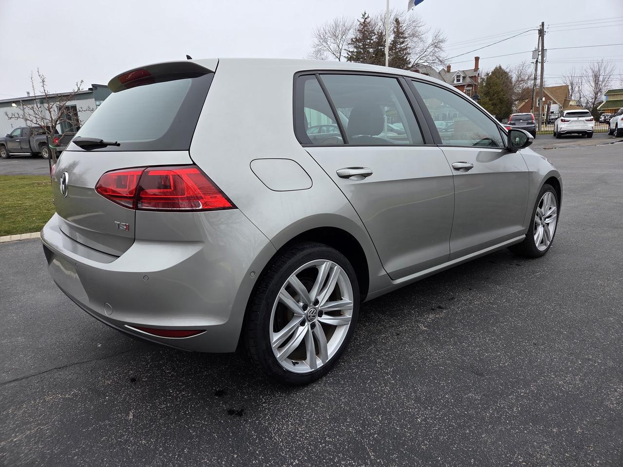 2017 Volkswagen Golf 5dr HB Auto 1.8 TSI Highline,Only 90k,Drives Great Photo