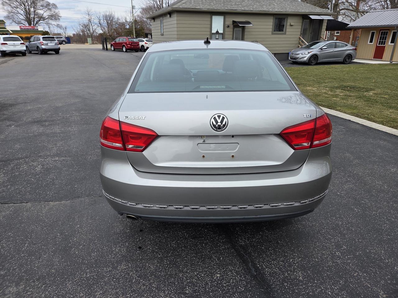2012 Volkswagen Passat 2.0 TDI Auto Comfortline, Drives Great, Must See! Photo