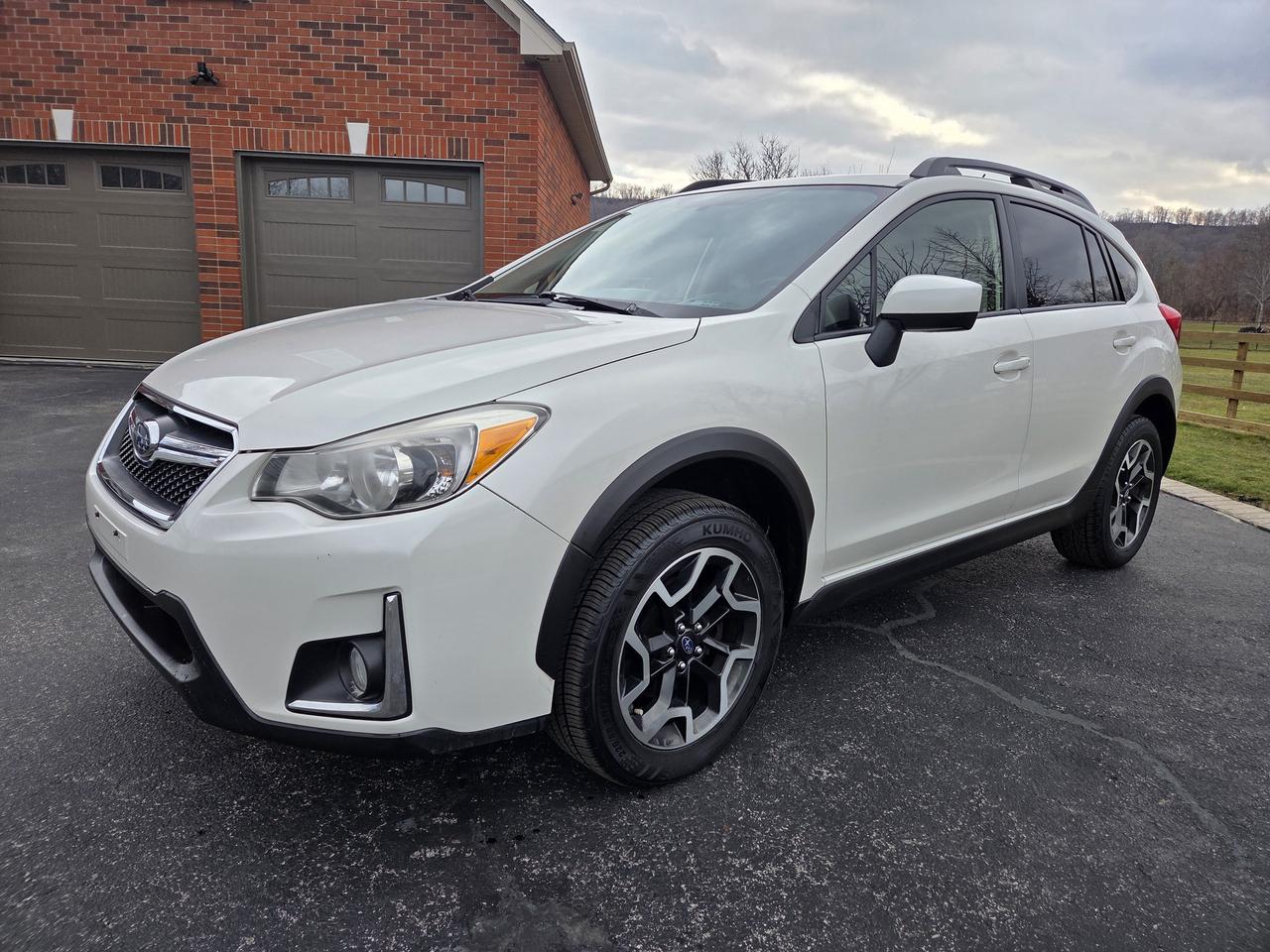 2016 Subaru Crosstrek AWD, 2.0i w/Touring Pkg,Only 105K,Drives Great Photo