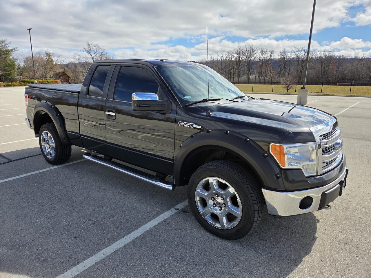 2013 Ford F-150 4WD SuperCab 145" XLT, DRIVES GREAT, MUST SEE! Photo3