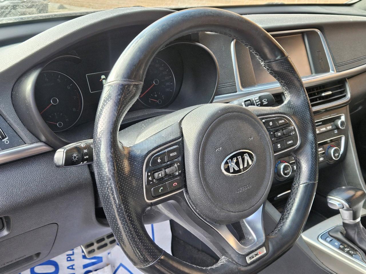 2016 Kia Optima SXL Turbo, Nav, Leather, Sunroof Photo