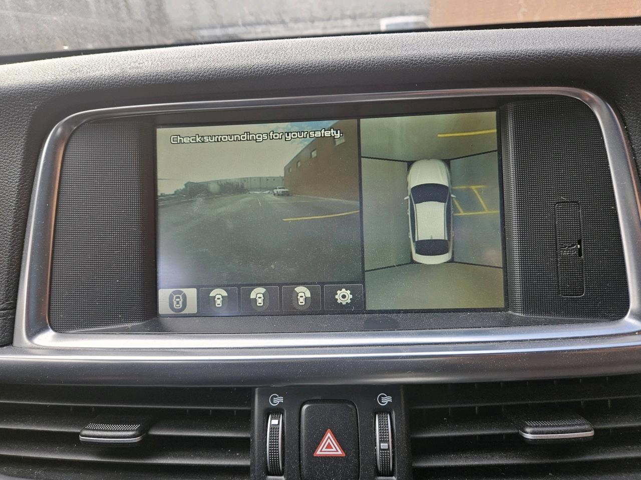 2016 Kia Optima SXL Turbo, Nav, Leather, Sunroof Photo