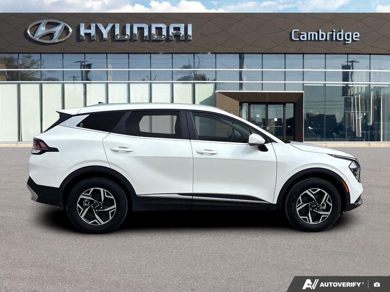 2024 Kia Sportage LX Photo