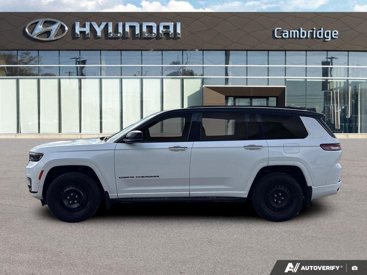 2023 Jeep Grand Cherokee L Summit Reserve Photo