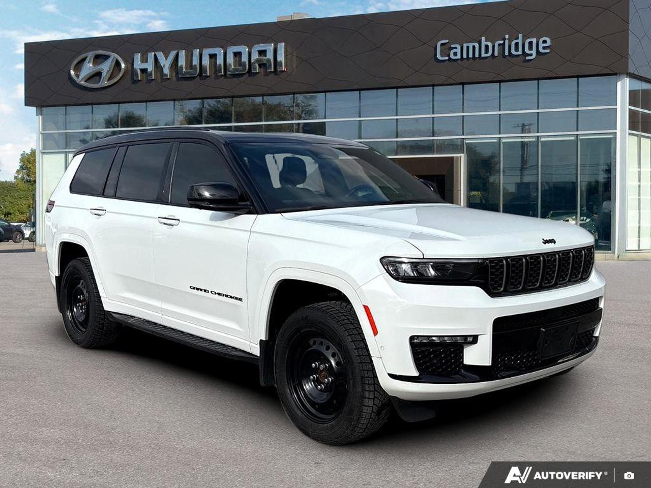 2023 Jeep Grand Cherokee L Summit Reserve Photo