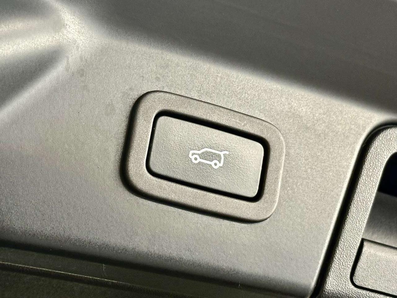 2022 Land Rover Range Rover Velar No Accidents l P250 S l Range Rover Warranty l 4WD Photo