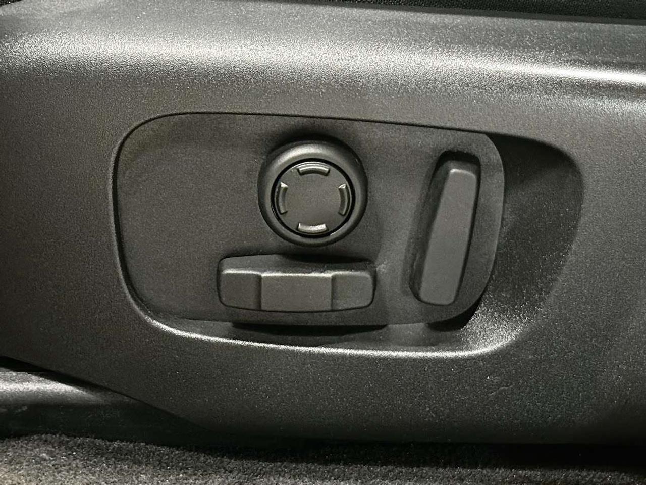 2022 Land Rover Range Rover Velar No Accidents l P250 S l Range Rover Warranty l 4WD Photo