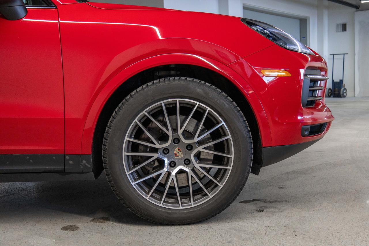 2022 Porsche Cayenne Premium Pkg + RS design Rims Safety Certified Photo