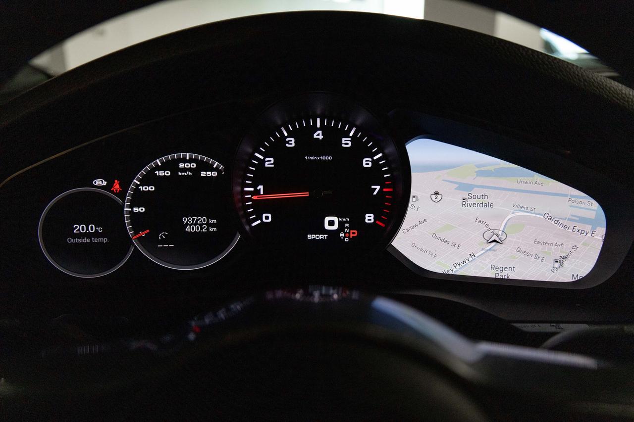 2022 Porsche Cayenne Premium Pkg + RS design Rims Safety Certified Photo