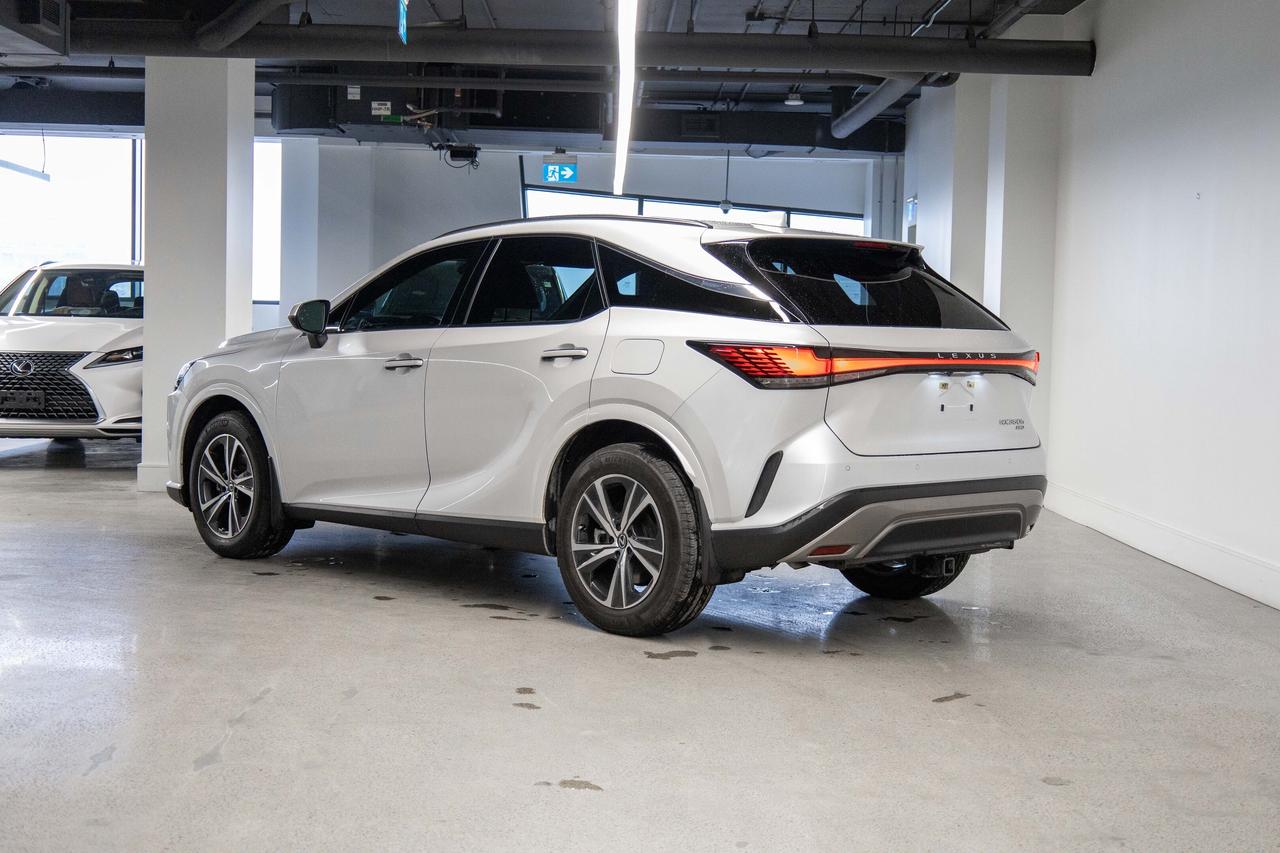 2023 Lexus RX 350h Premium Pkg Lexus Certified Welcome Trades Photo