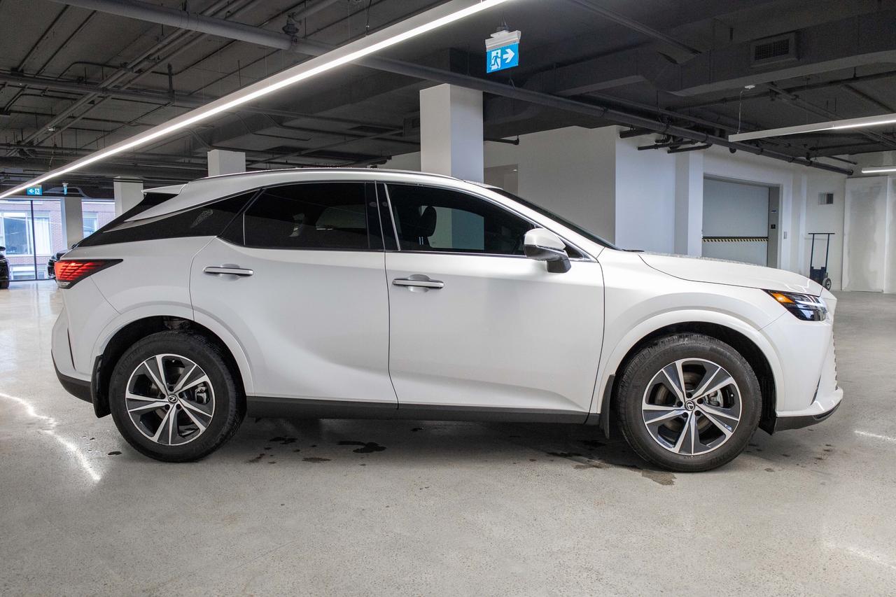 2023 Lexus RX 350h Premium Pkg Lexus Certified Welcome Trades Photo