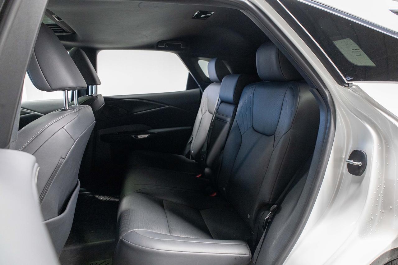 2023 Lexus RX 350h Premium Pkg Lexus Certified Welcome Trades Photo