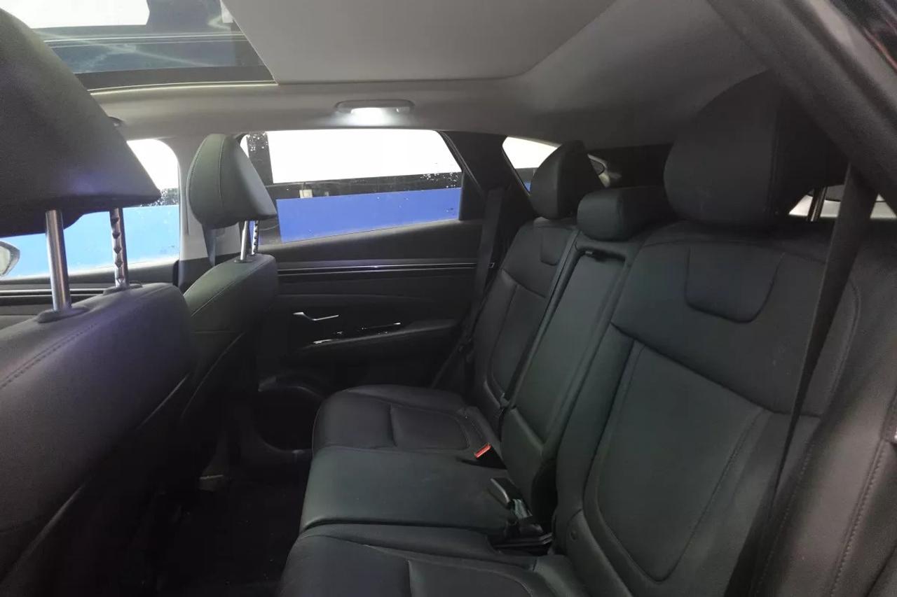 2024 Hyundai Tucson PREFFERED TREND   HTD SEATS   HEATED WHEEL   SUNRO Photo