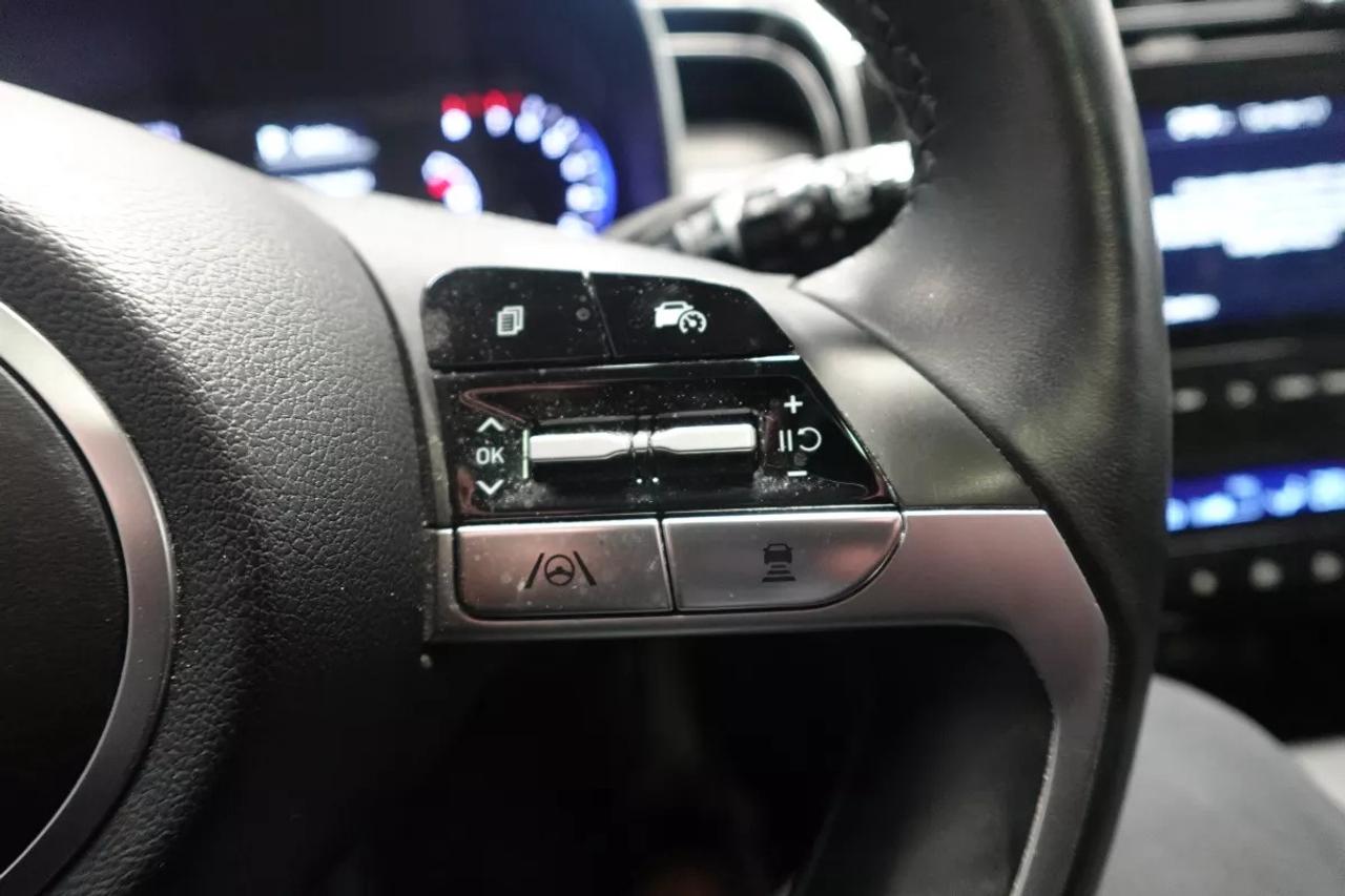 2024 Hyundai Tucson PREFFERED TREND   HTD SEATS   HEATED WHEEL   SUNRO Photo