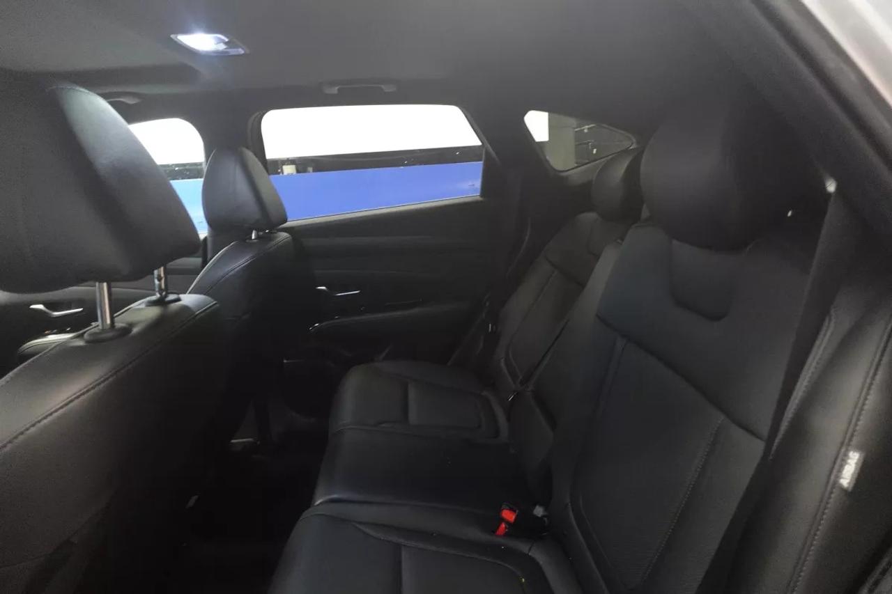 2025 Hyundai Tucson XRT PRO   HEATED SEATS   HEATED WHEEL   LEATHER Photo