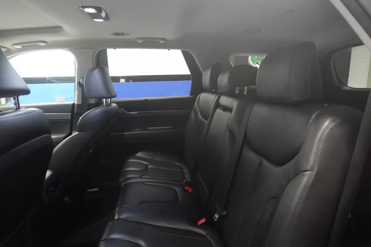 2025 Hyundai PALISADE URBAN   HEATED SEATS   HEATED WHEEL   LEATHER SEAT Photo