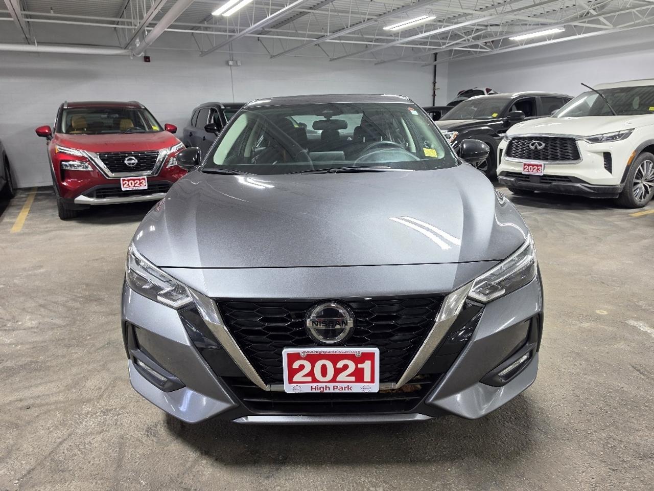 2021 Nissan Sentra SR CVT Photo