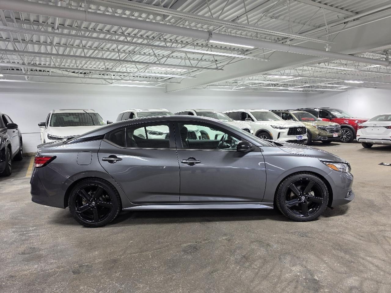 2021 Nissan Sentra SR CVT Photo