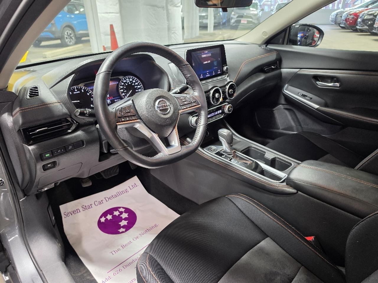 2021 Nissan Sentra SR CVT Photo