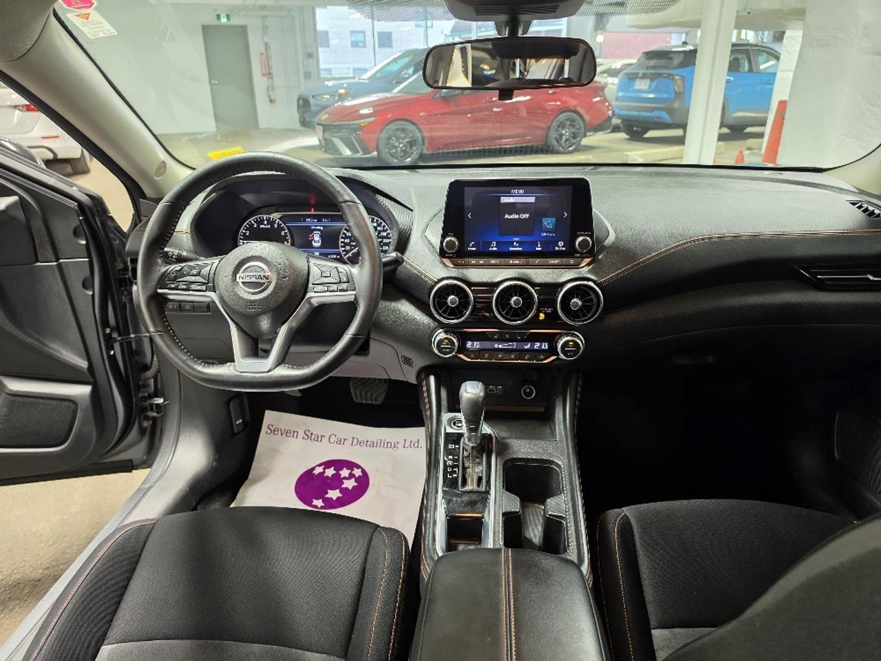 2021 Nissan Sentra SR CVT Photo