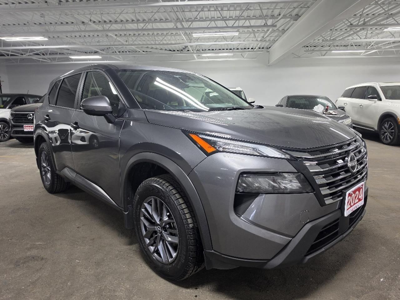 2024 Nissan Rogue S AWD, APPLE CARPLAY, BLIND SPOT, BLUETOOTH, ALLOY Photo2