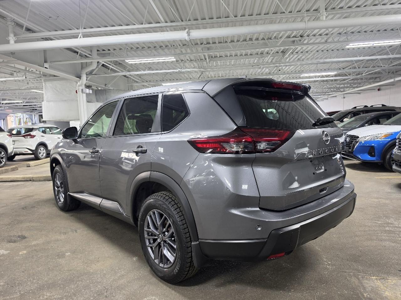 2024 Nissan Rogue S AWD, APPLE CARPLAY, BLIND SPOT, BLUETOOTH, ALLOY Photo